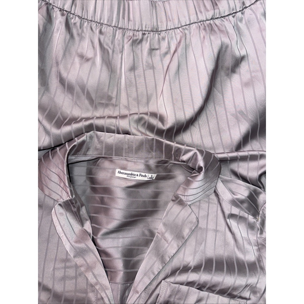 Abercrombie & Fitch Satin Pajama Set Women's Small Gray Striped Sleepwear Lounge - Picture 2 of 8